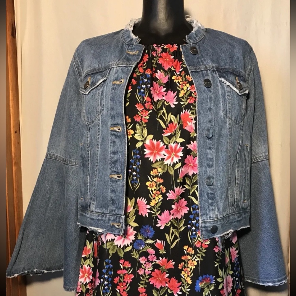Misses Denim Jacket Distressed Medium Buffalo David Bitton Belled Sleeves